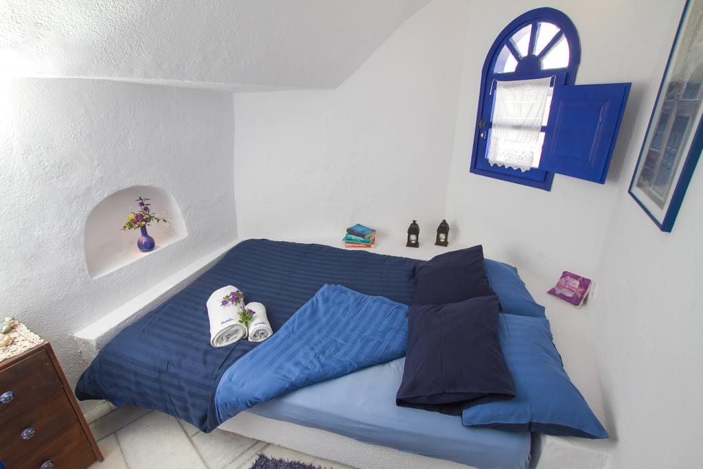 Ifestio Villas Oia Exterior photo