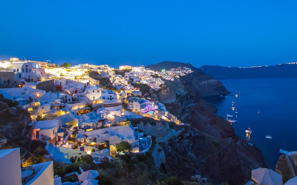 Ifestio Villas Oia Exterior photo