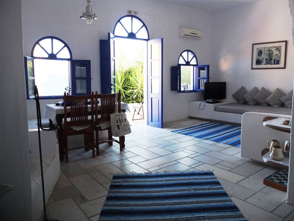 Ifestio Villas Oia Exterior photo
